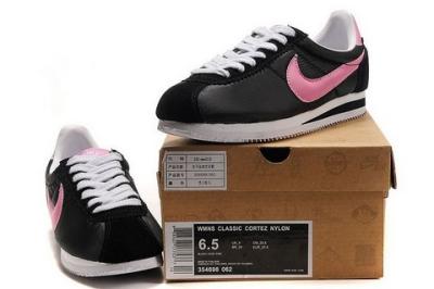 Women Classic Cortez Nylon-4